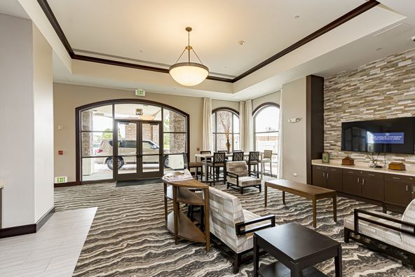 Staybridge Suites: 4001 Nicholson Dr, Baton Rouge, LA 70808
